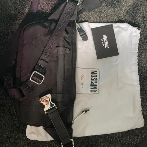 Moschino Belt bag - Picture 9 of 12